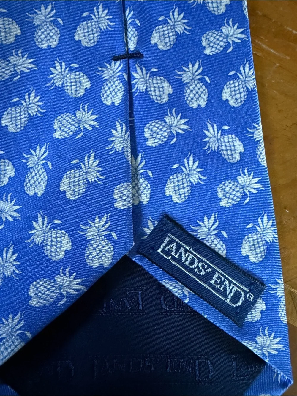 Lands’ End Men’s Blue Tie Pineapple All Over Design 100% Silk